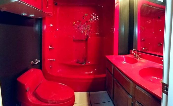 all red bathroom