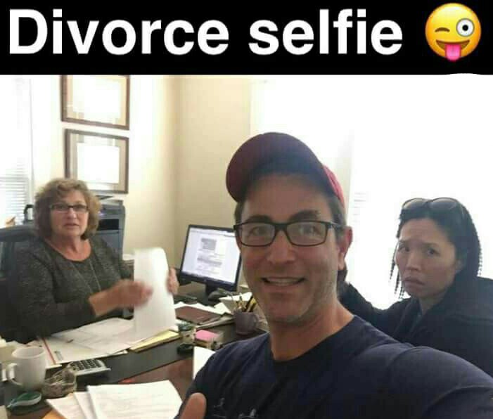 divorce selfie - Divorce selfie