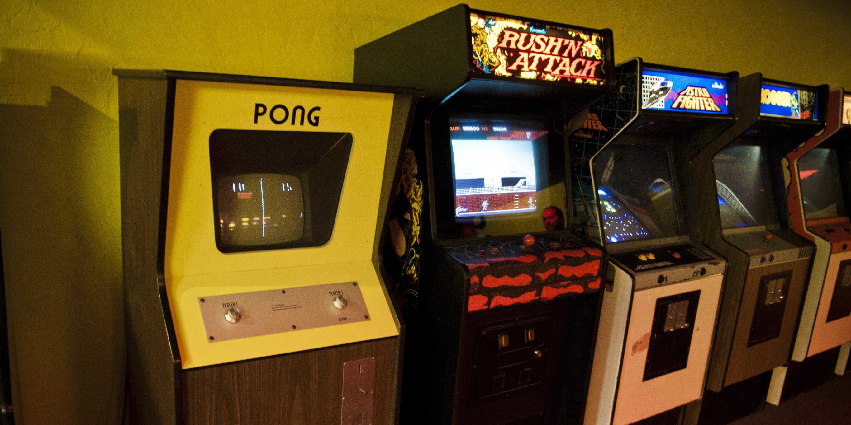 old time arcade games - Rushna Attack Aera Pong