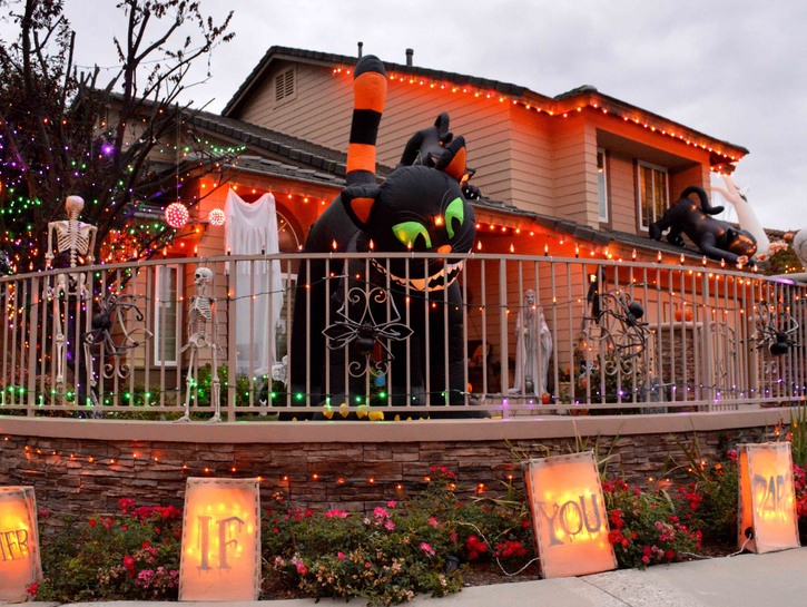 Halloween houses