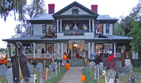 Halloween houses