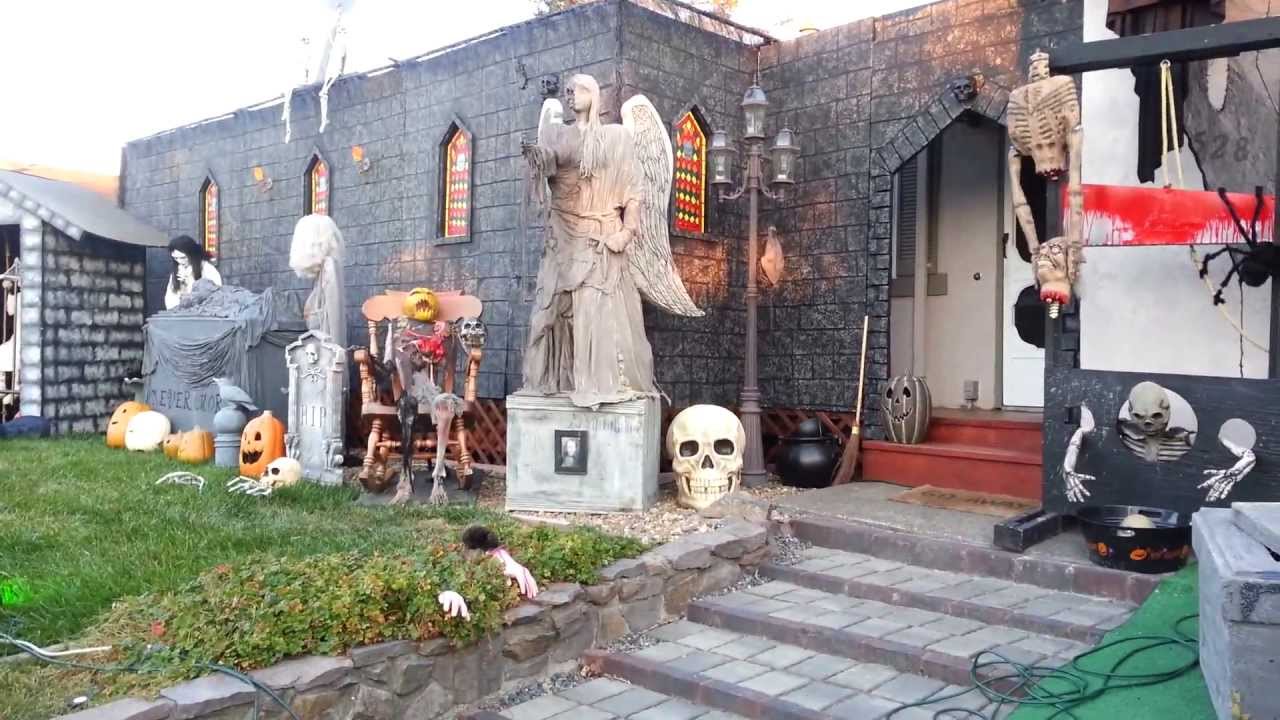 Halloween houses