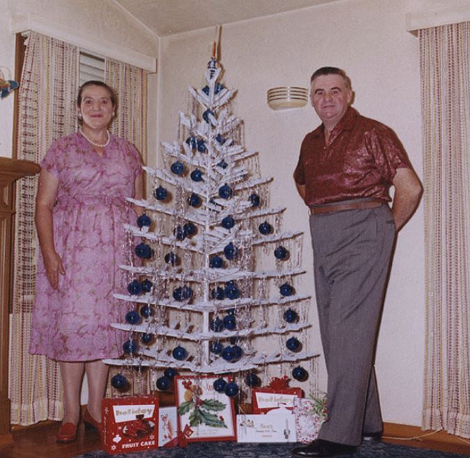 awkward christmas photos 1960s - I holiday Fruit Cake