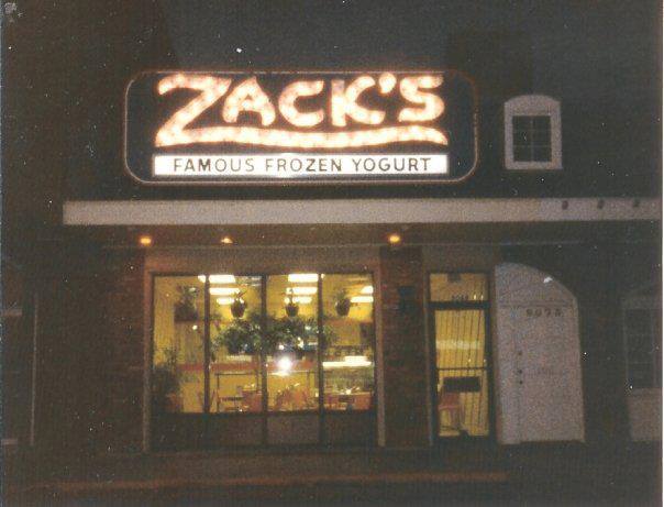 signage - Zack'S Famous Frozen Yogurt So