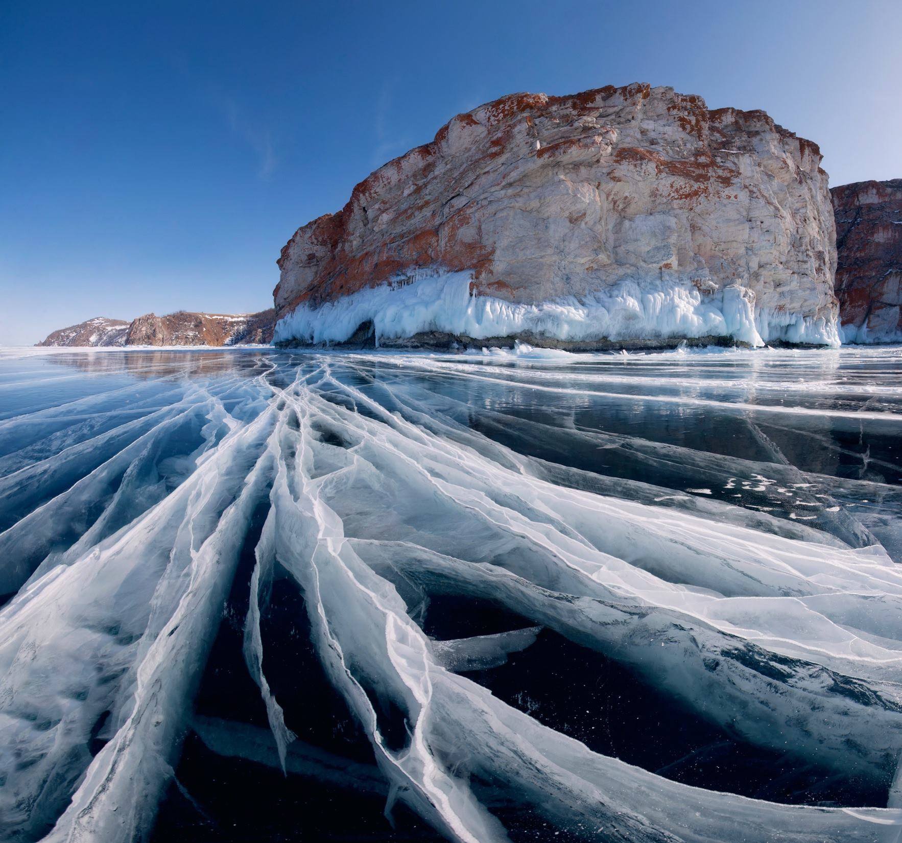 world's deepest frozen lake