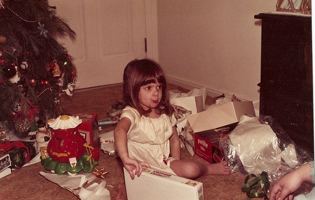 Toys under an '80s tree