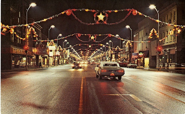 There's something so sweet about the simplicity of this street decor