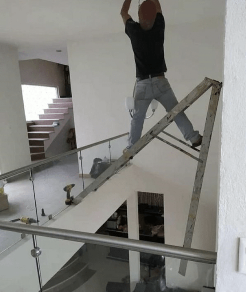 OSHA violations - dangerous unsafe ladder
