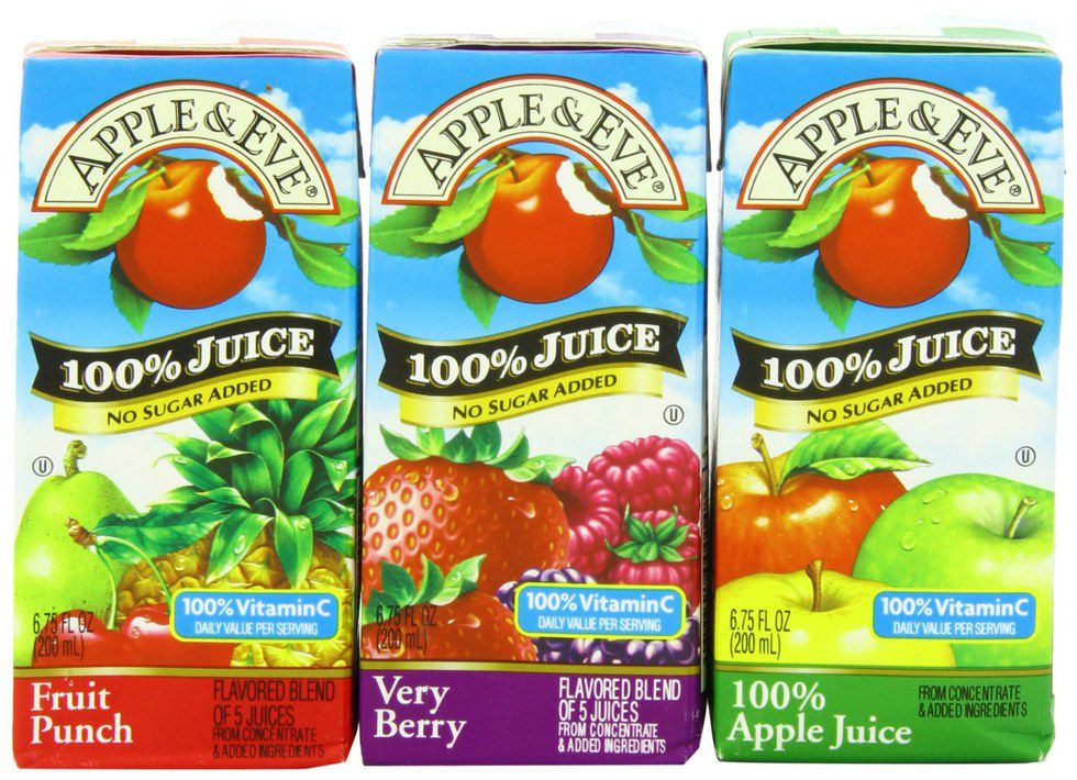 Early 2000s nostalgia - apple and eve juice box - App 100% Juice No Sugar Added 100% Vitamin Daily Value Per Serving Of 5 Juices From Concentrate &Added Ingredients Flavored Blend Very Berry U 6.78 Fl 82 200 ml Fruit Punch 100% Juice No Sugar Added 100%Vi