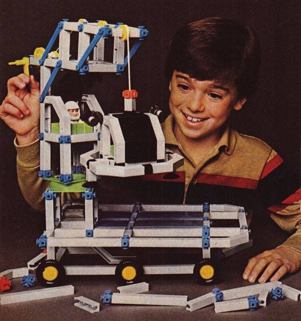Boys of the 80s - construx toys