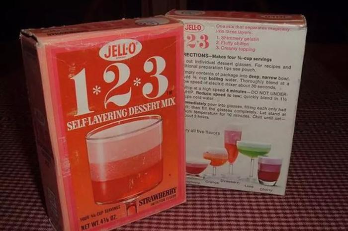 They had these until the late '80s. The bottom later was pure jello, the second layer was more like a cream and the top layer was a fluffy mousse. There was nothing special to do to make it, it was easy and so good. They need to bring these back.