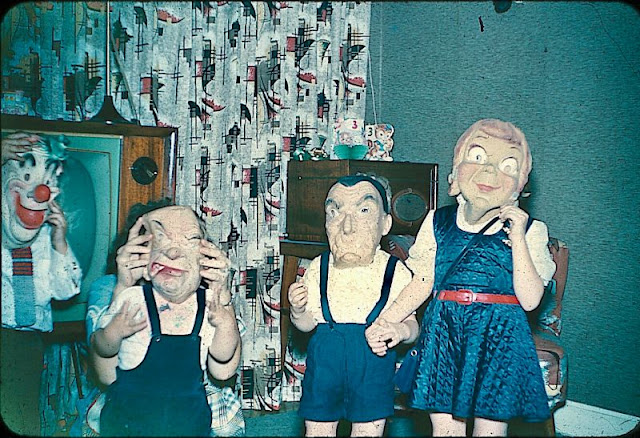 41 pics of Spooking in the '60s