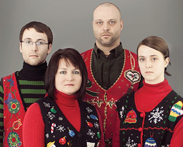 Awkward Family Christmas Cards - awkward christmas photo family - 8