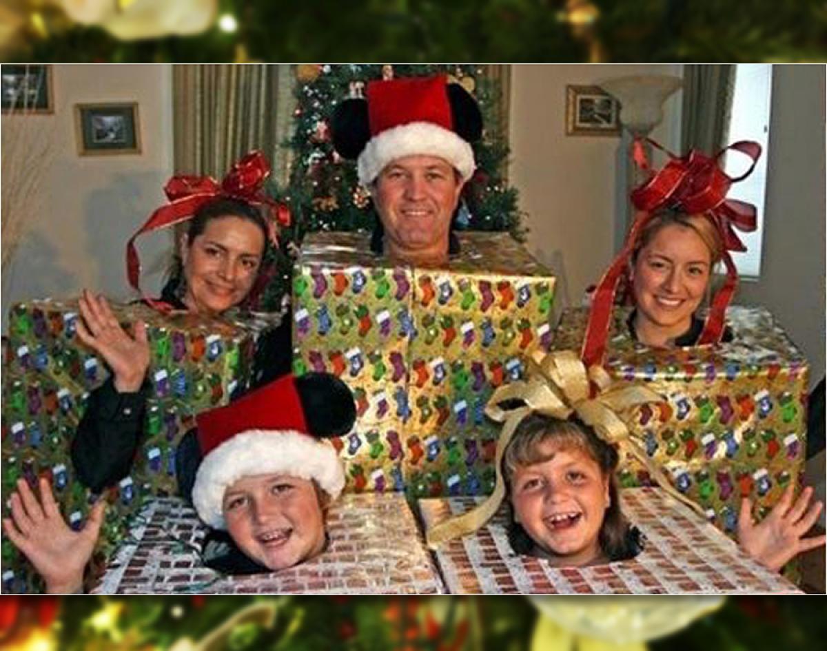 Awkward Family Christmas Cards - awkward family photos christmas
