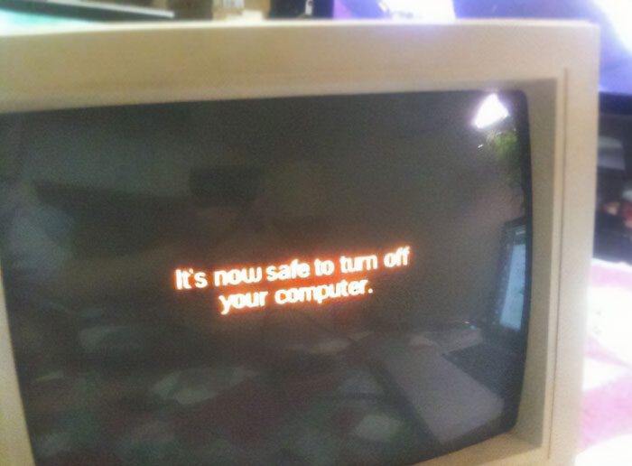 The fear of god ran through your veins if someone dared to shut off your computer before this screen