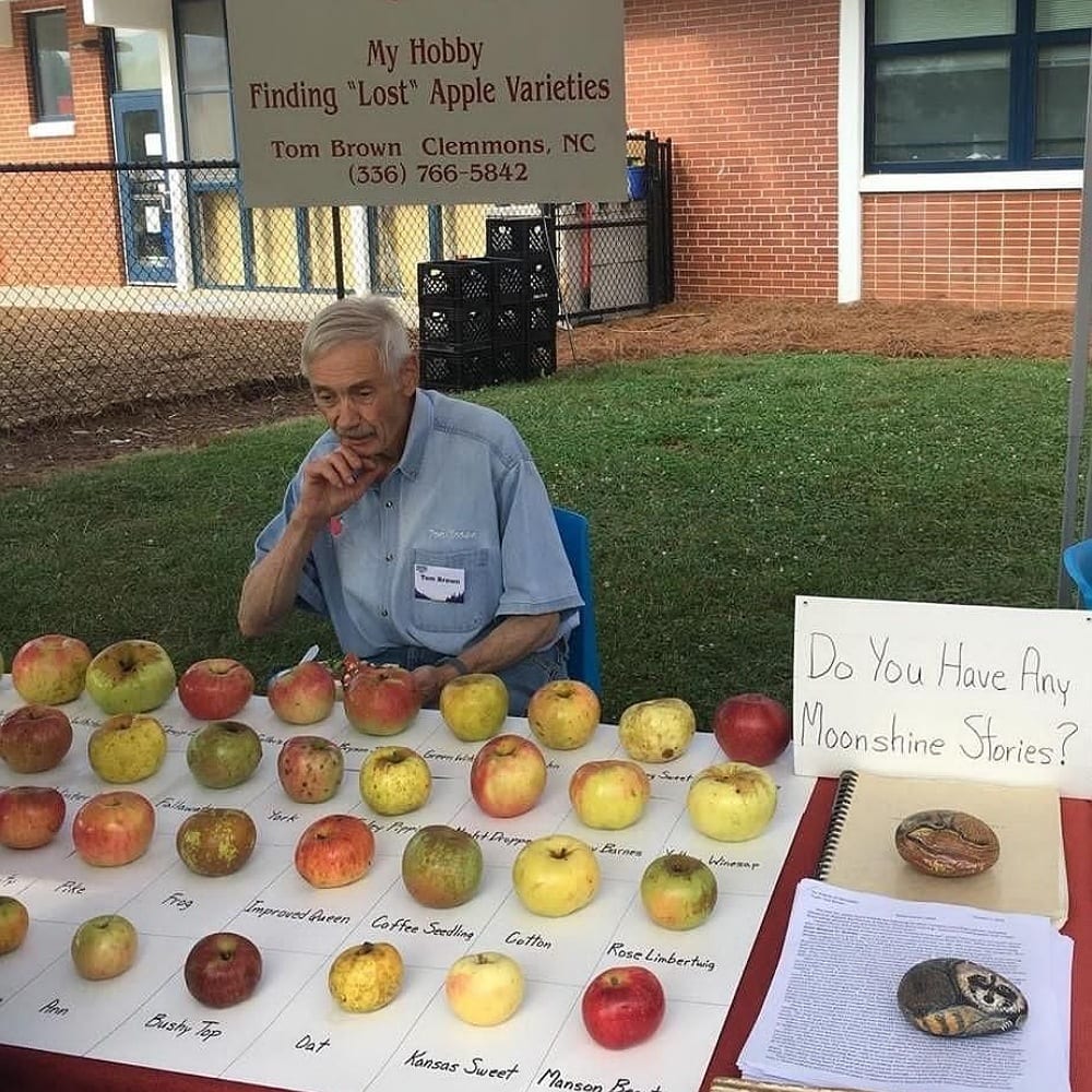 How bout them apples? This guy will pay you for your unique apples