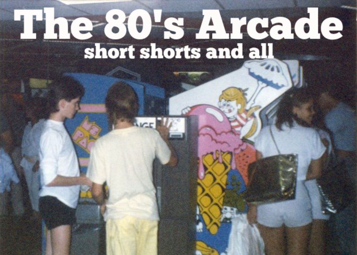 24 pics to take you back to shopping in the '80s