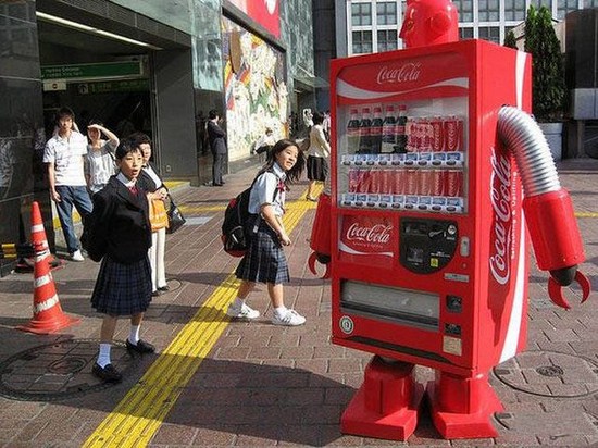 30 Photos That Prove There Is Never A Dull Moment In Japan