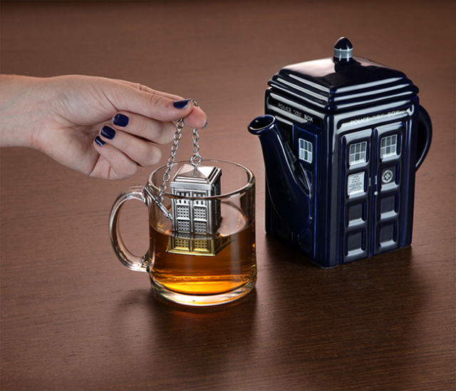 Doctor Who TARDIS Tea Infuser - Get it here <a href="http://www.thinkgeek.com/product/15eb/" target="_blank">here</a>.