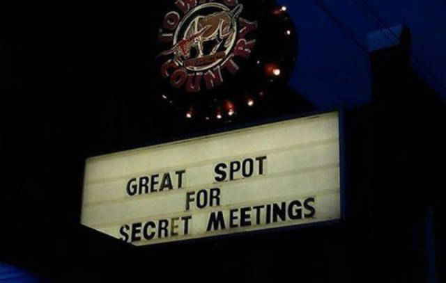night - Great Spot For Secret Meetings