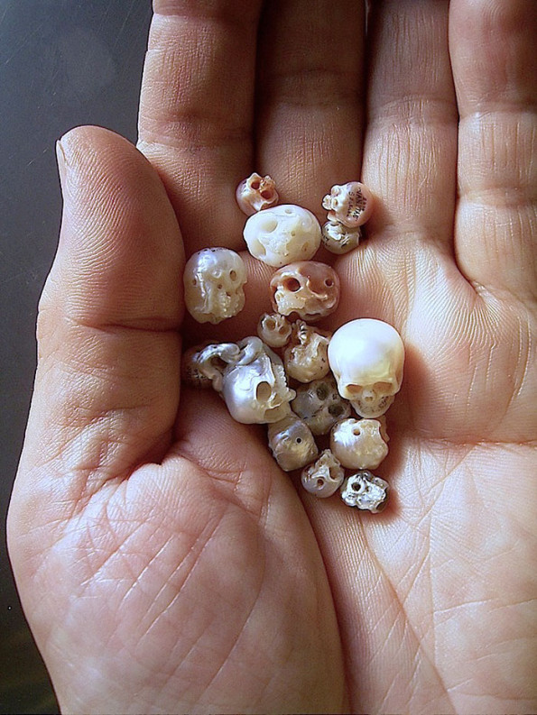 Artist Carves Tiny Skulls Out Of Pearls