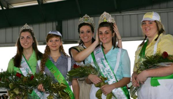 Rayne Frog Festival:
Louisana’s annual frog festival celebrates everything froggy, including a frog parade, frog racing, and even the selection of a frog queen.