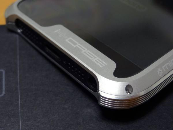 The i+ case:
This phone case invention was made mostly of aluminum, and they raised over $85,000. Turns out, it blocked a lot of the cellular/Wi-Fi signals of the users’ phones.