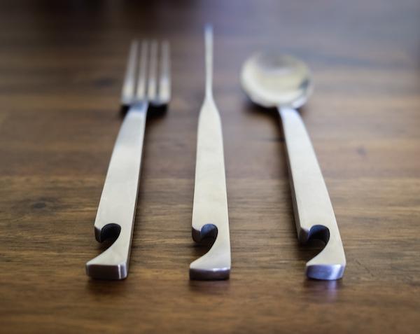 Brew Cutlery Set (3pcs) – $44: Brew Cutlery is the elegant execution of a simple idea: Stainless steel utensil craftsmanship that combines each fork, knife, and spoon with a bottle opener. This unique set of cutlery provides a solution to anyone’s bottle-opening needs by having it in-hand.