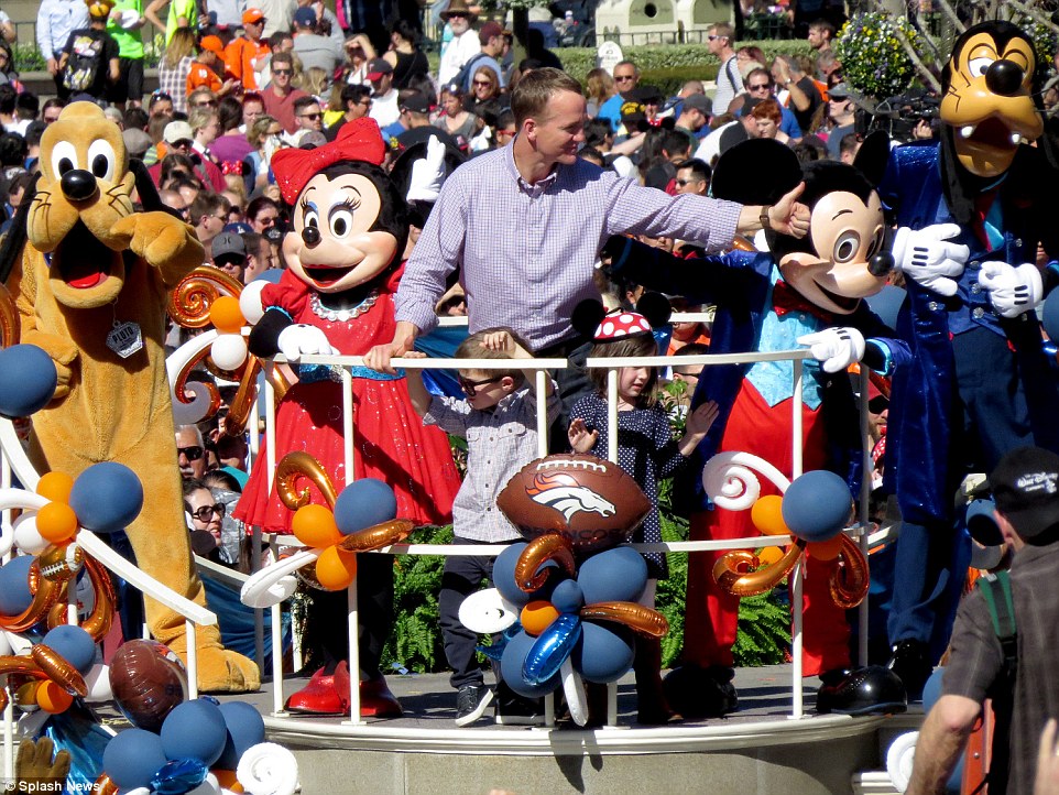 Payton Manning Goes To Disneyland