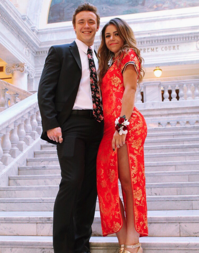 This woman posted few pictures from her prom on Twitter. I know, how dare she. In what appears to be a traditional Chinese dress. 