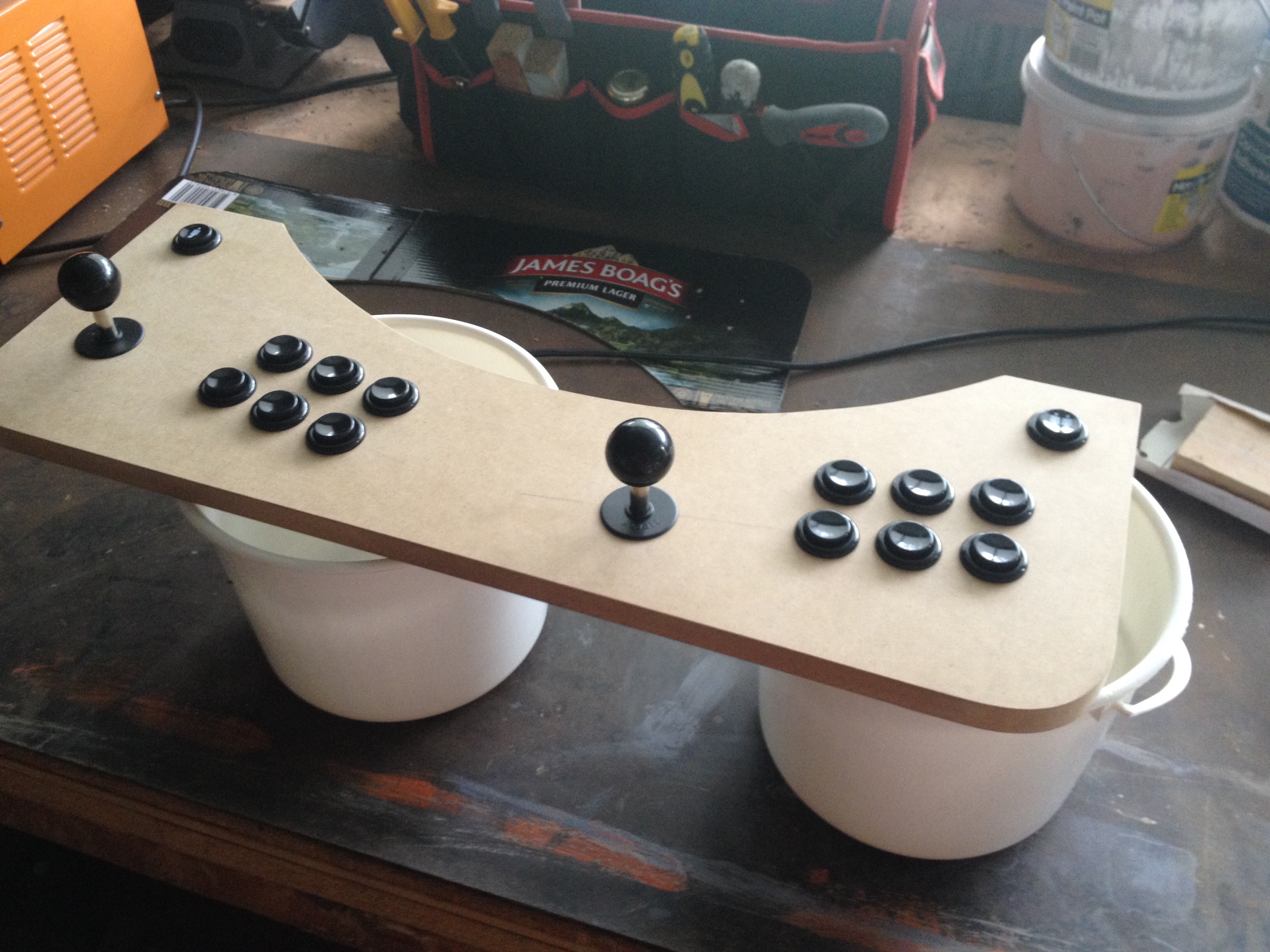 First try of buttons and joysticks