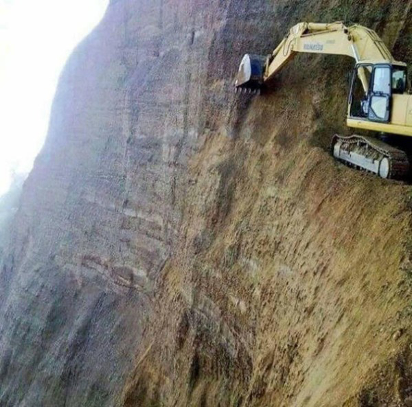 24 NOPE Pics To Leave You Petrified