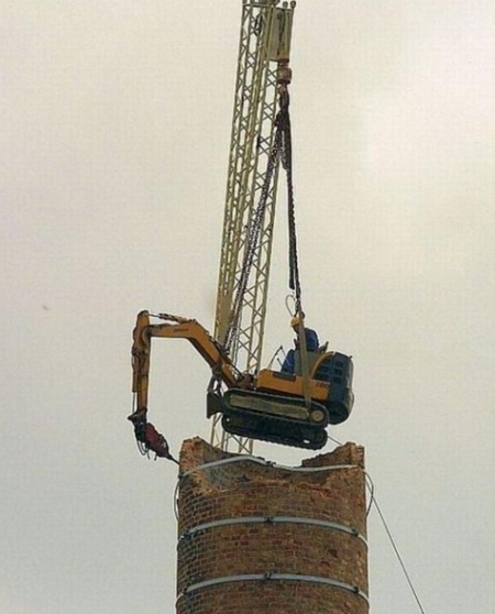 20 Completely Unsafe Construction Pics