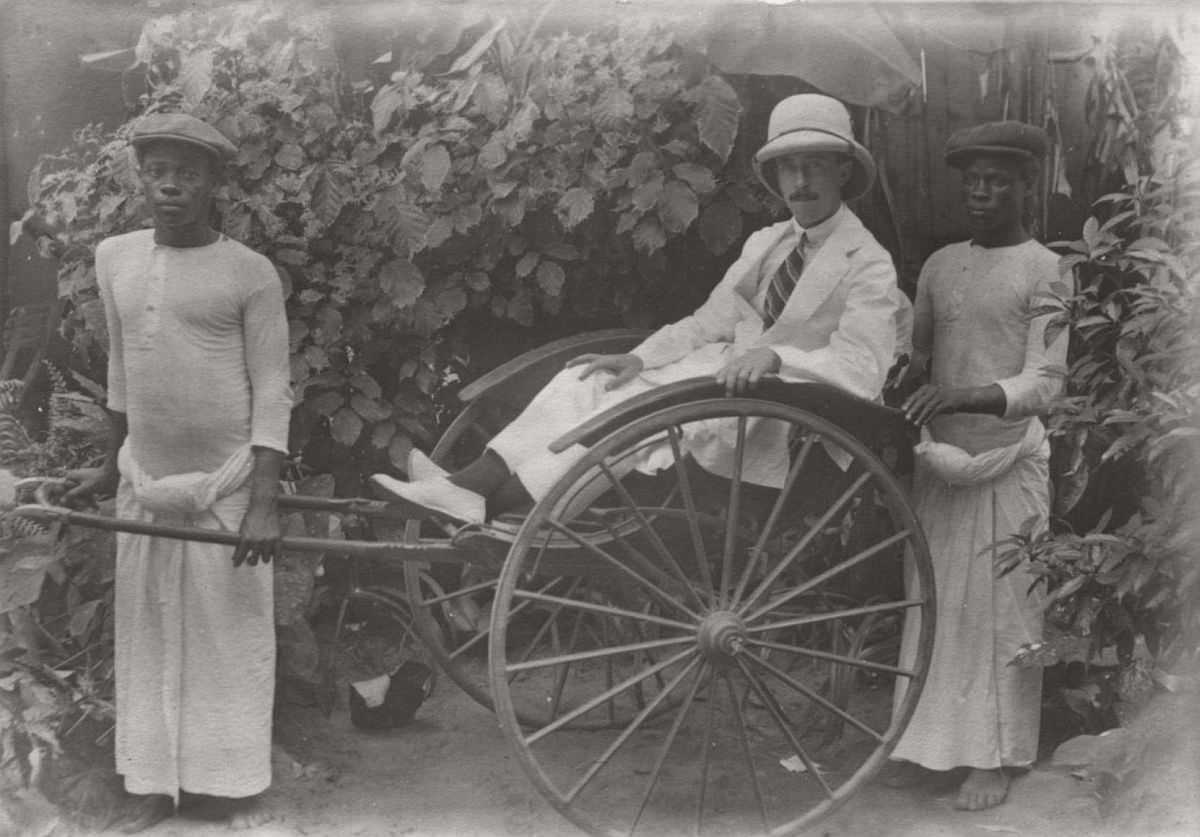 The first Governor of Southern Nigeria Sir Walter Egerton with 2 of his servants in Lagos in 1910.