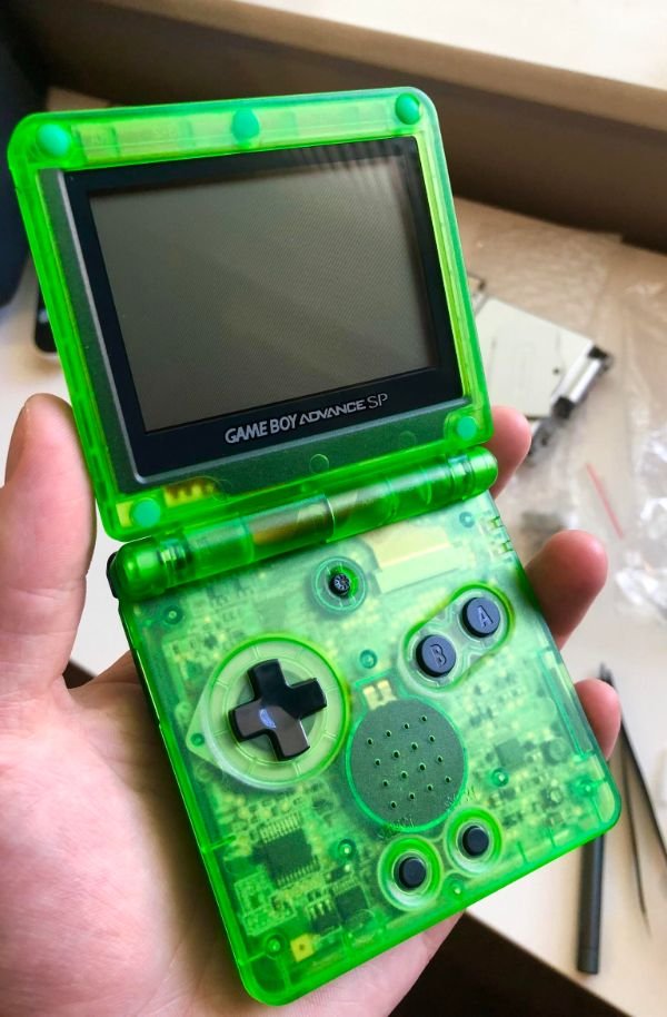 game boy - Game Boy Advance Sp