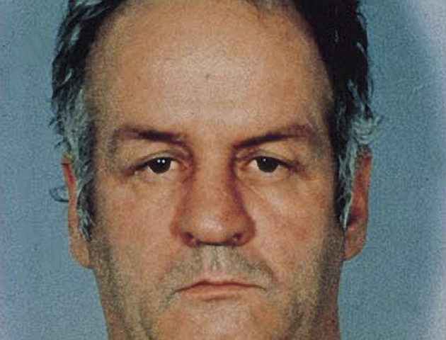 Authur Shawcross - Know as the "Genesee River Killer", Shawcross murdered and an eight-year-old girl after sexually assaulting her. He was convicted of manslaughter and after a twelve-year term in prison was released on parole. After relocating to several towns in New York with his girlfriend, Shawcross began killing again, this time, he murder twelve prostitutes over a two-year span. He died in prison in 2008.