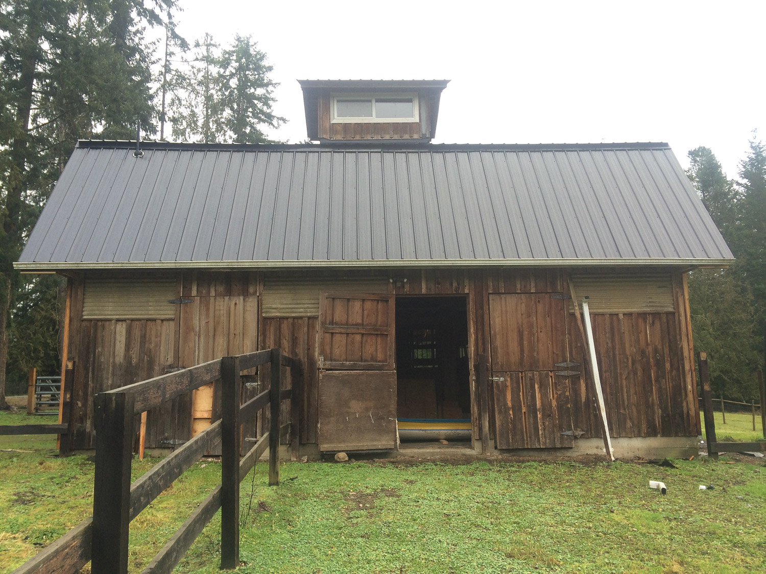 This is what the barn looked like when Hank White originally bought the property.