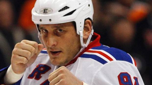 Derek Boogaard — May 13, 2011                  Death: Overdosed on a mixture of alcohol and OxiContin after a night of drinking