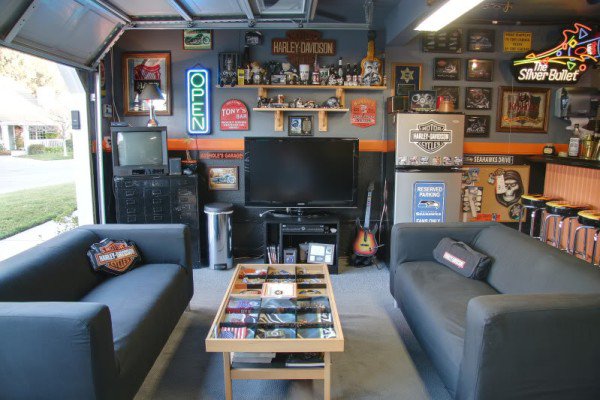 20 Of The Manliest Man Caves