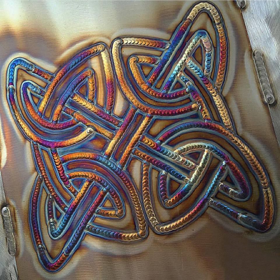 welded celtic knot - Ccccc