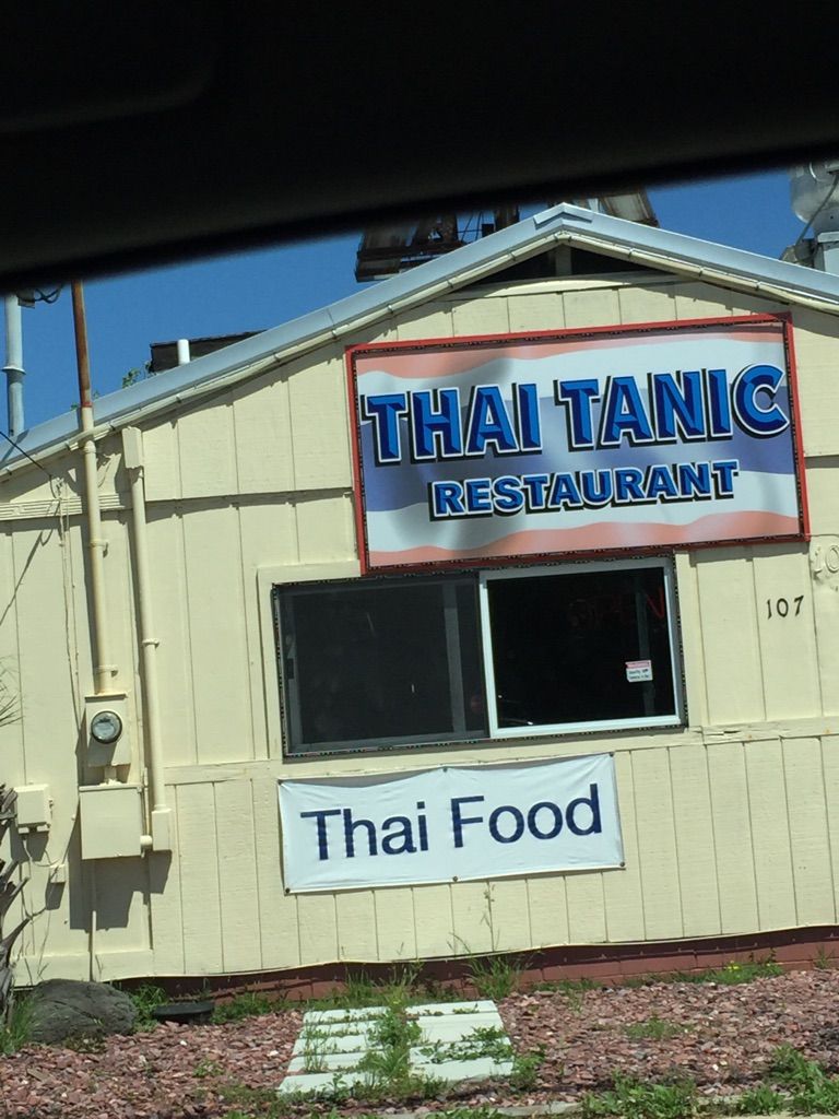 random pic signage - Hoa Tang Restaurant 107 Thai Food