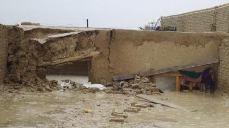 Flooding in Afghanistan on April 18, 2016. As a result of the torrential rains and landslides that hit the central and northern provinces of Afghanistan, many homes were destroyed leaving many people without shelter and protection from the harsh weather. 