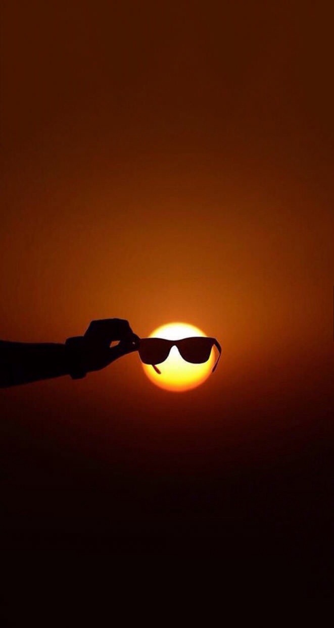 perfectly timed photos with sun