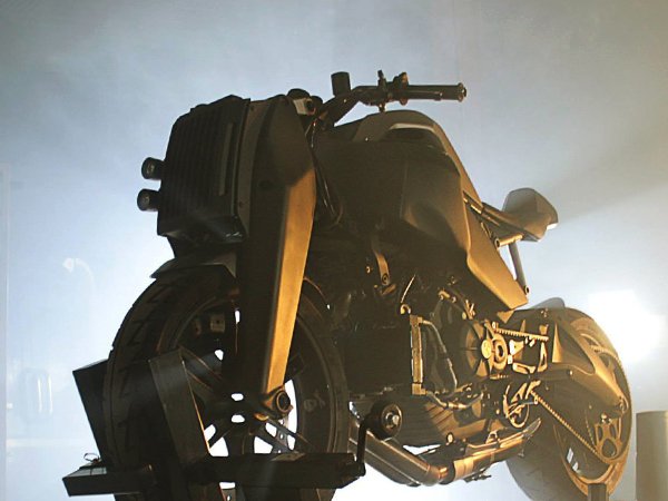 Strange story of Samurai inspired motorcycle (45 Photos)