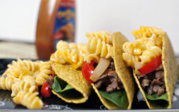 Steak Mac & Cheese Tacos