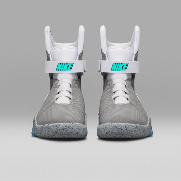 NIKE teams up with Michael J. Fox for Mags release (6 Photos)