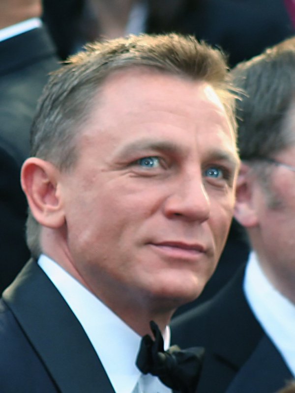 James Bond actor Daniel Craig was so into Halo, a gaming franchise, that it was a point of contention between him and his ex-girlfriend.