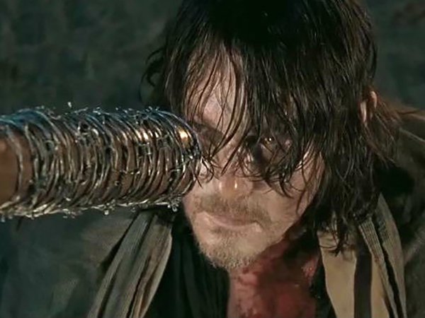 The Walking Dead Seventh Season Premiered Last Night And The Internet Lost It's Mind