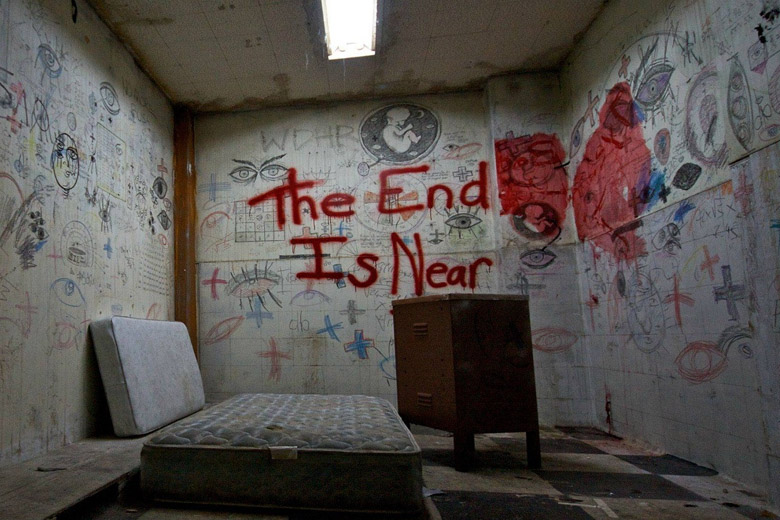 It doesn’t get much creepier than abandoned buildings, never mind an abandoned mental hospital where this picture was taken. The perspective of the image is creepy in itself, and the lonely pieces of furniture with the scary graffiti on the walls makes this at least one of the creepiest photos ever taken.