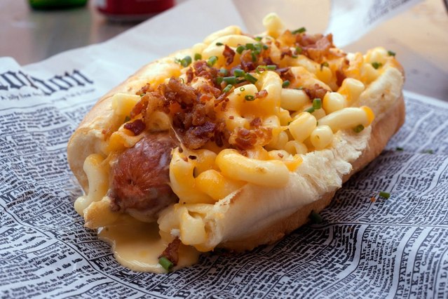 mac and cheese on a hot dog